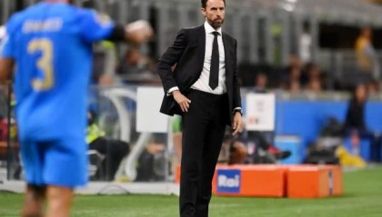 开云体育登录-索斯盖特：很难找出不进球原因 愿为球员承担压力