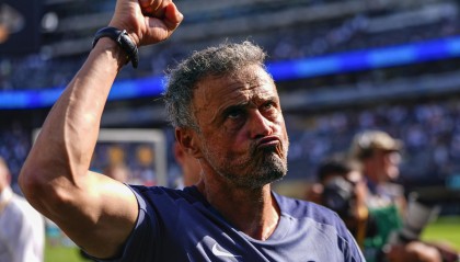 巴黎人报：虽肩锁关节骨折，但恩里克预计仍会现场指挥巴黎的比赛