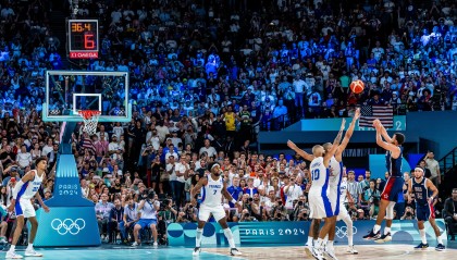 戈贝尔评价库里奥运决赛发挥：见证传奇时刻倍感荣耀