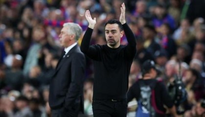 开云体育登录-安帅不轮换，哈维乱换人？到底谁不懂球？